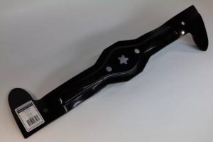 Husqvarna TRAKTOR KÉS 107CM 4 KÉSES GYŰJTŐS