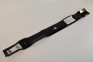 Husqvarna TRAKTOR KÉS 117CM OLDALKIDOBOS