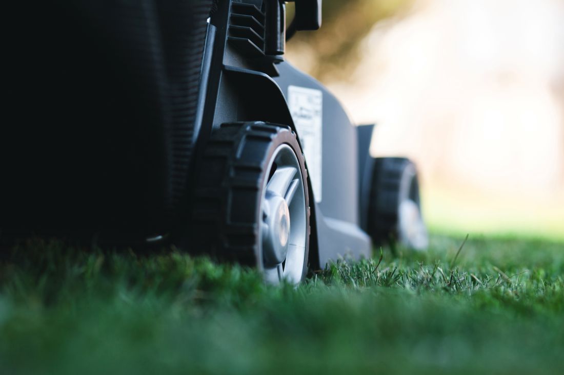 Mikor kell a fűnyíróban olajat cserélni?